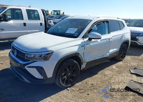 2022 Volkswagen Taos 1.5T Se z USA, uszkodzony, nr VIN 3VVRX7B25NM072893